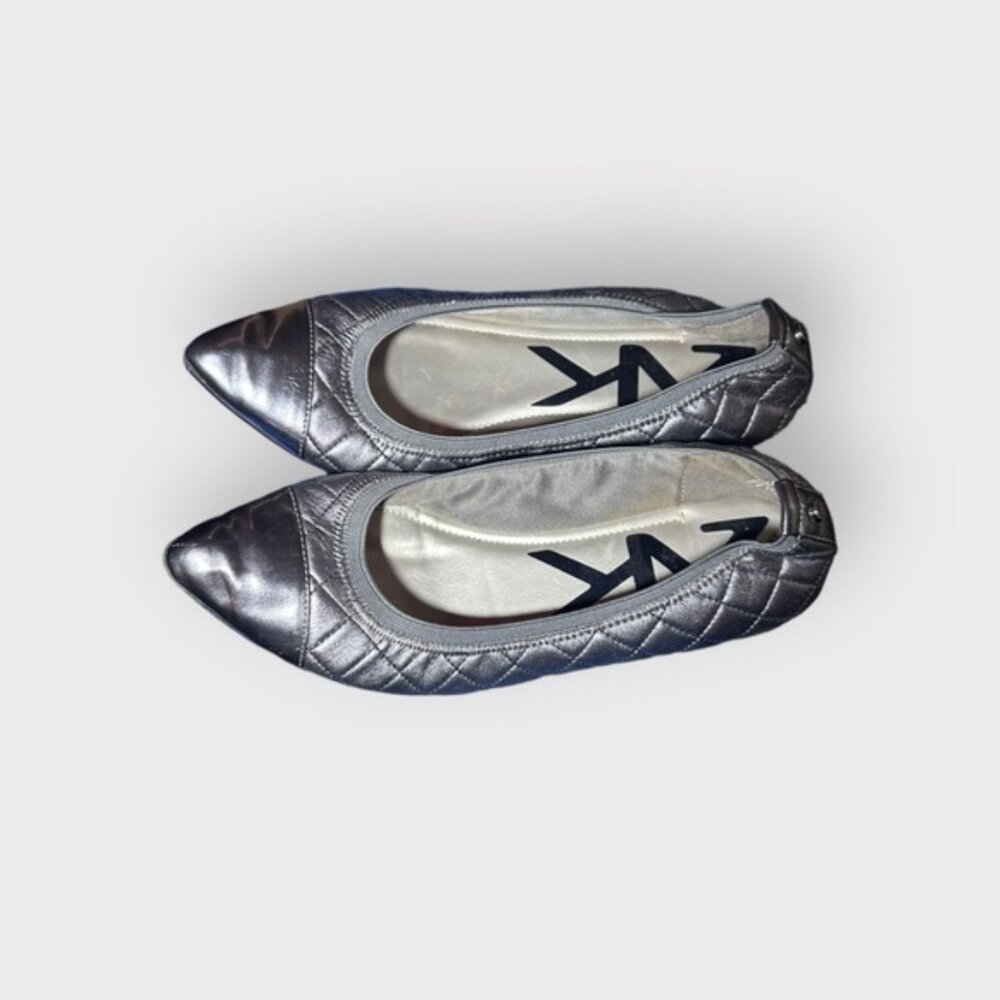Womens Anne Klein 75 M Quilted Silver Dark Tow Cap Ballet Flats